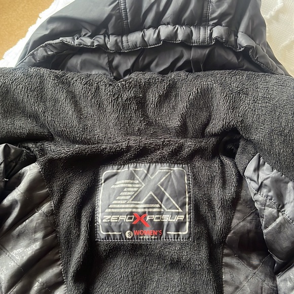 Women’s Black Winter Coat - Picture 2 of 3